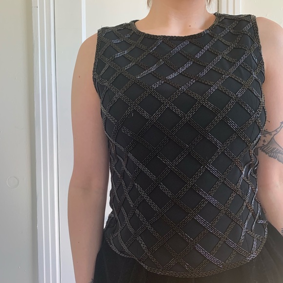 Vintage Cross Hatch Beaded Fitted Tank - Picture 5 of 8